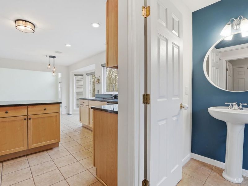 242 County Down Lane, Loveland, OH 45140 Photo 17