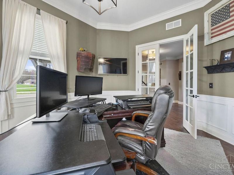 10741 Hampton Glen Lane, Hamilton Twp, OH 45140 Photo 4