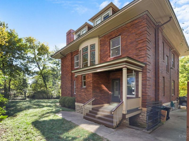 2100 St James Avenue, Cincinnati, OH 45206 Photo 60