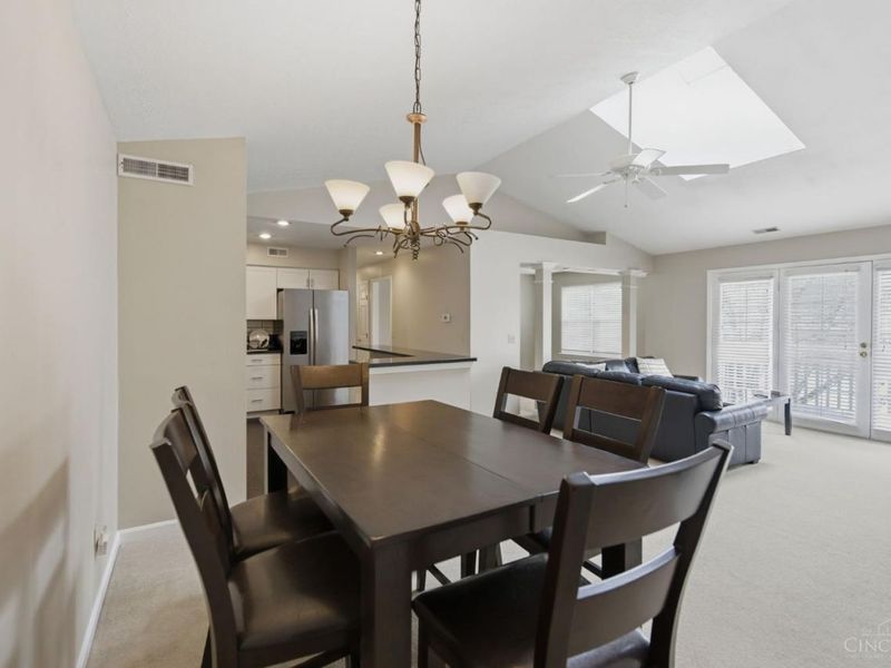 4044 White Chapel Lane, Loveland, OH 45140 Photo 6