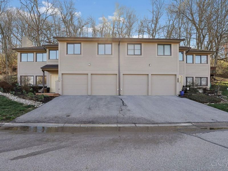 115 Miami Lakes Drive, Unit 1, Milford, OH 45150 Photo 2