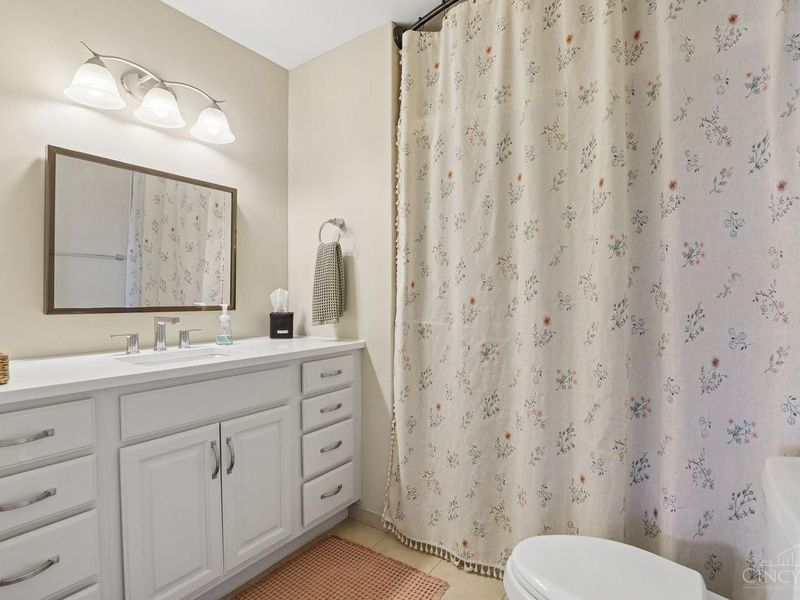 115 Miami Lakes Drive, Unit 1, Milford, OH 45150 Photo 22