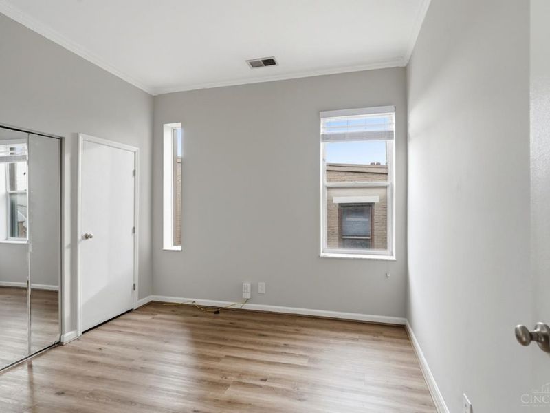 981 Paradrome, Unit B, Cincinnati, OH 45202 Photo 18