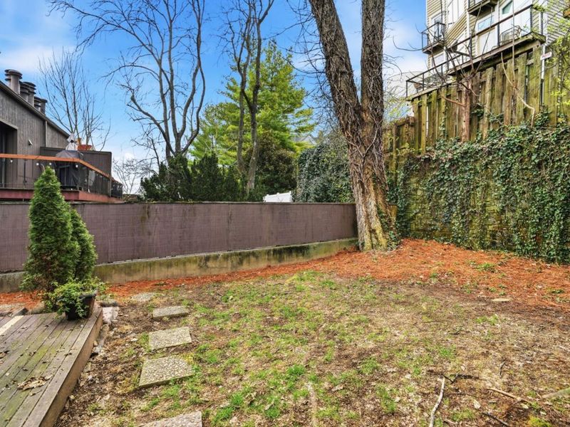 981 Paradrome, Unit B, Cincinnati, OH 45202 Photo 28