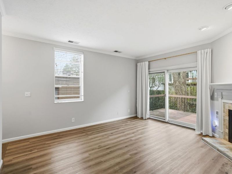 981 Paradrome, Unit B, Cincinnati, OH 45202 Photo 6