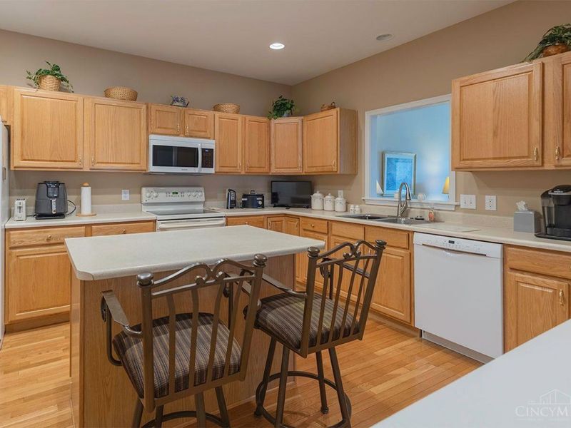 9601 Pebble View Drive, Colerain Township, OH 45252 Photo 10