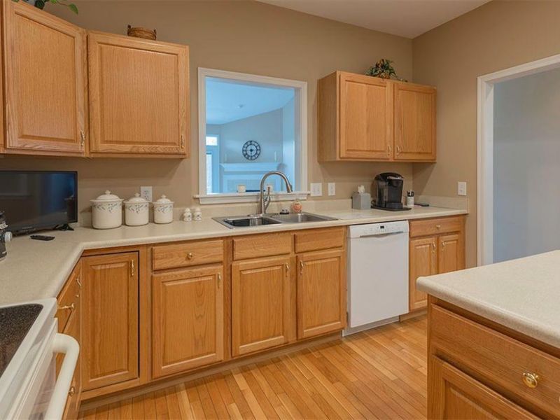 9601 Pebble View Drive, Colerain Township, OH 45252 Photo 12