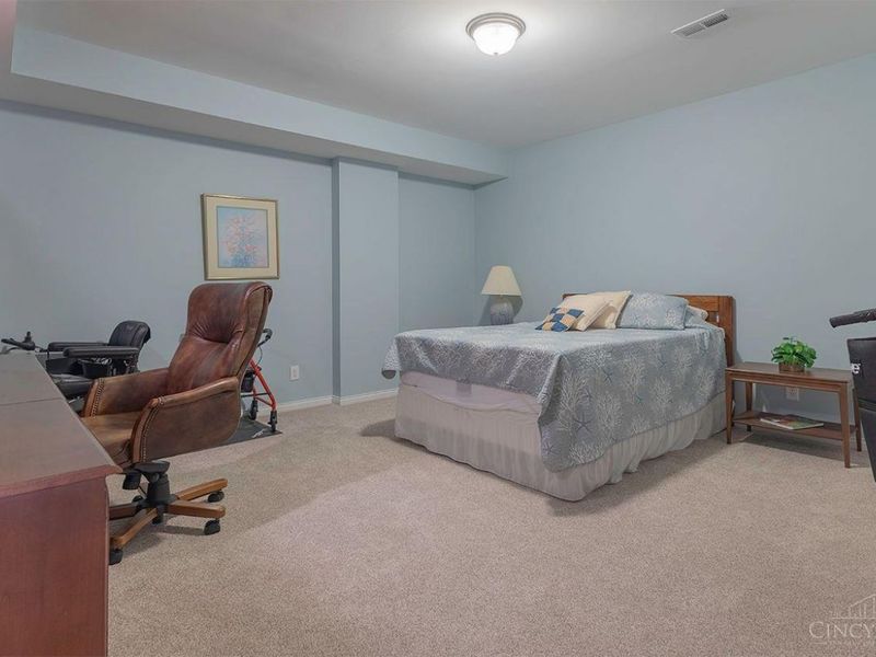 9601 Pebble View Drive, Colerain Township, OH 45252 Photo 17