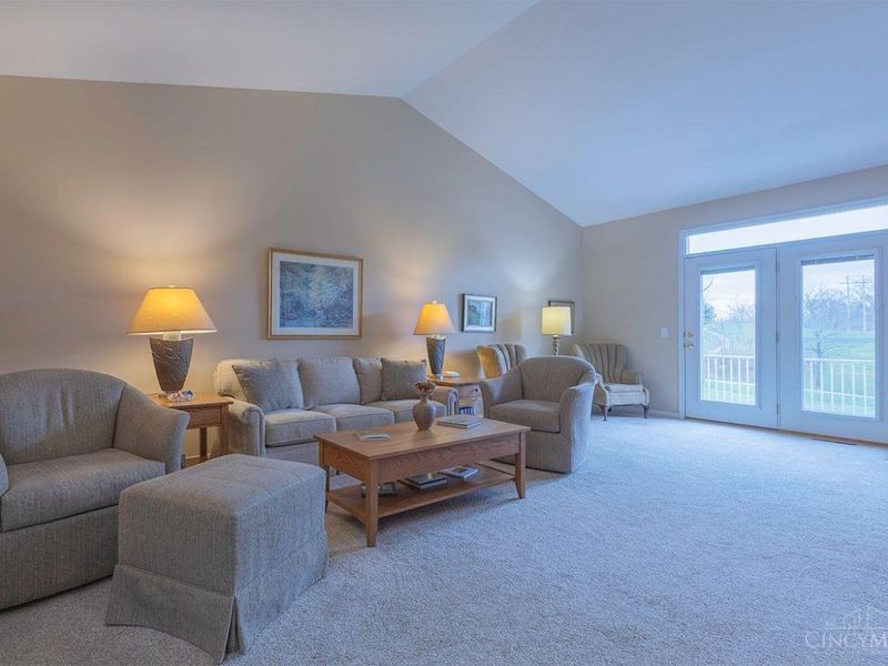 9601 Pebble View Drive, Colerain Township, OH 45252 Photo 23