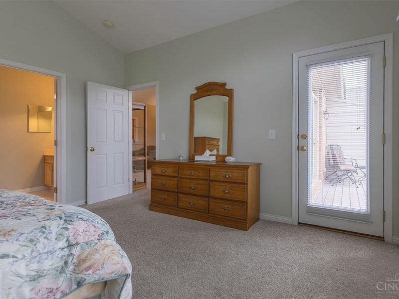 9601 Pebble View Drive, Colerain Township, OH 45252 Photo 29