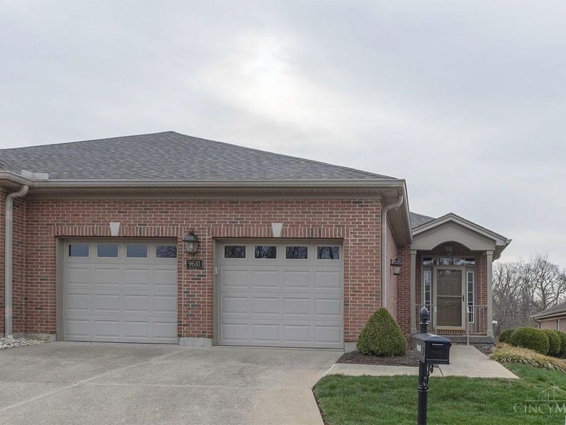 9601 Pebble View Drive, Colerain Township, OH 45252 Photo 5