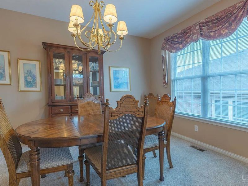 9601 Pebble View Drive, Colerain Township, OH 45252 Photo 8