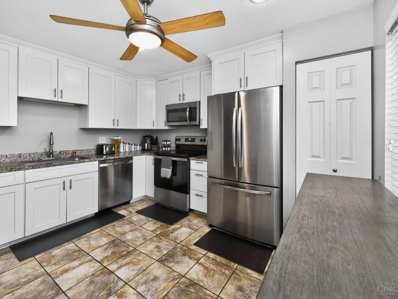 11133 Jardin Place, Blue Ash, OH 45241 Photo 16