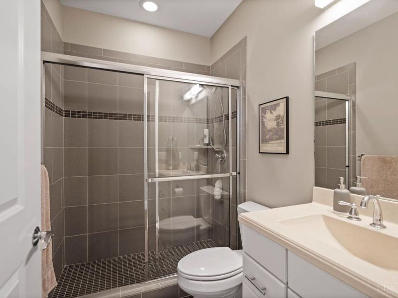 1420 Race Street, Cincinnati, OH 45202 Photo 48