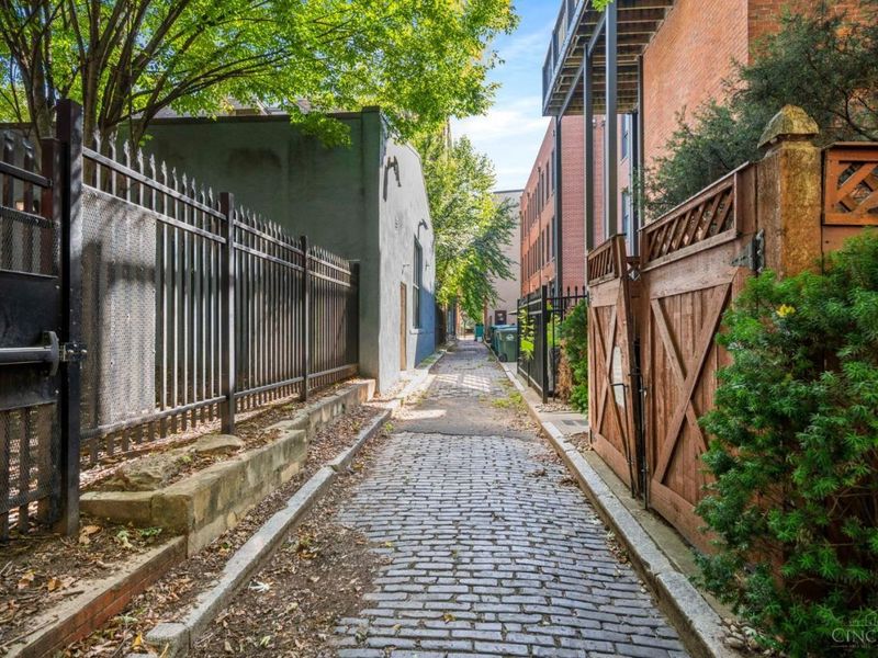 1420 Race Street, Cincinnati, OH 45202 Photo 59