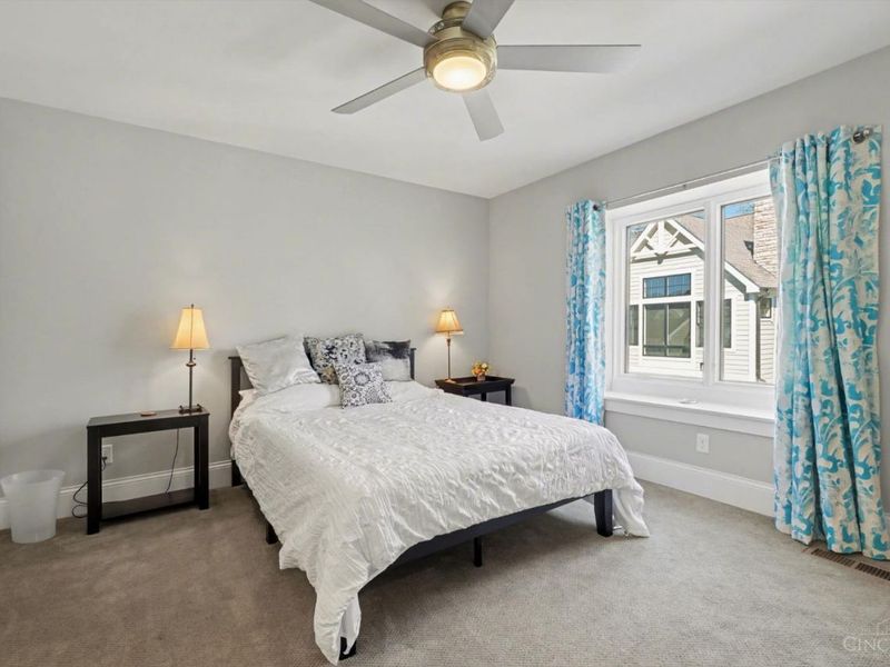 5971 Woodland Lane, Columbia Twp, OH 45227 Photo 12