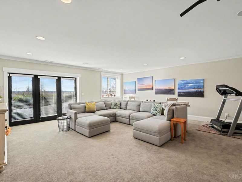 5971 Woodland Lane, Columbia Twp, OH 45227 Photo 19