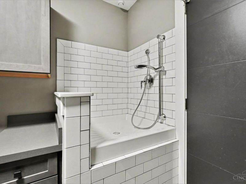 5971 Woodland Lane, Columbia Twp, OH 45227 Photo 21