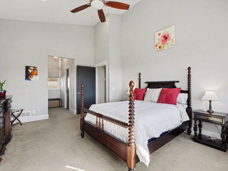 5971 Woodland Lane, Columbia Twp, OH 45227 Photo 9