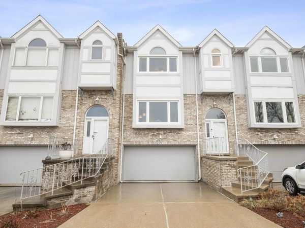 6935 Kingston Court , Tinley Park, IL 60477
