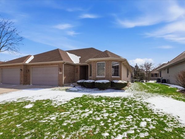 315 Louisa Street N, Shorewood, IL 60404