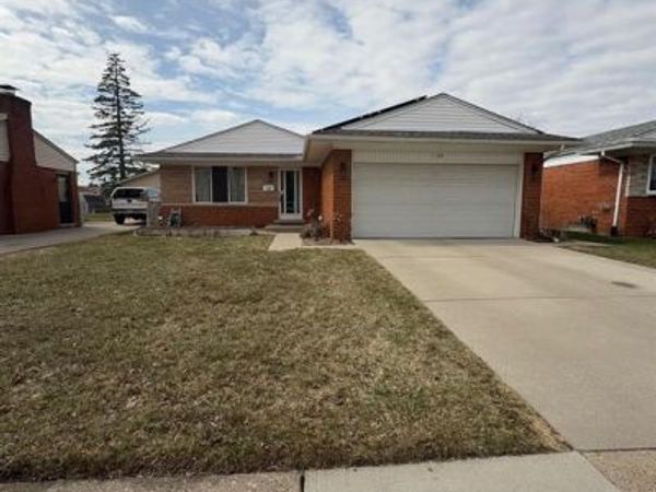1109 Kenilworth Place, Clawson, MI 48017