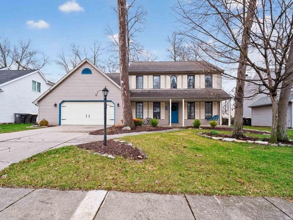 6216 Hunter Wood Drive, Fort Wayne, IN 46835