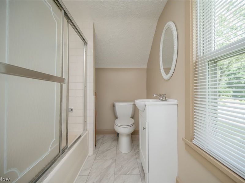 3712 Logan Way, Youngstown, OH 44505 Photo 40