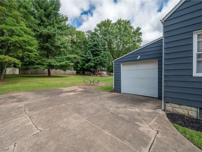 3712 Logan Way, Youngstown, OH 44505 Photo 46