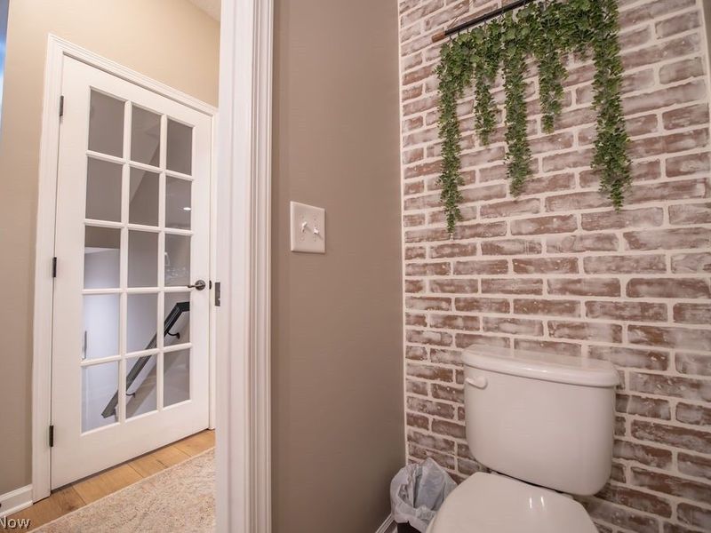 7674 Knollridge Avenue NE, Canton, OH 44721 Photo 17