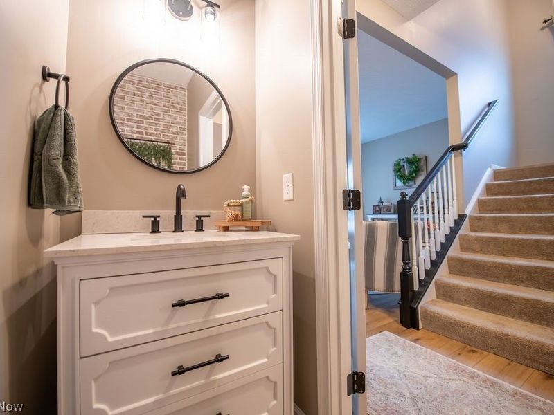 7674 Knollridge Avenue NE, Canton, OH 44721 Photo 18