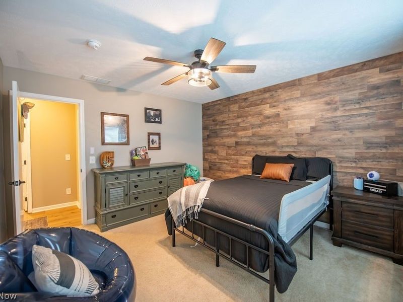 7674 Knollridge Avenue NE, Canton, OH 44721 Photo 23