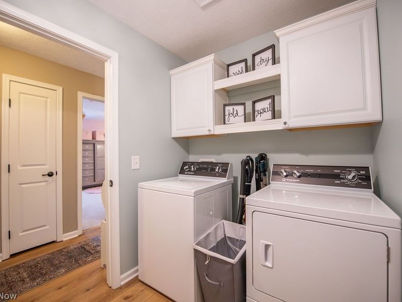 7674 Knollridge Avenue NE, Canton, OH 44721 Photo 25