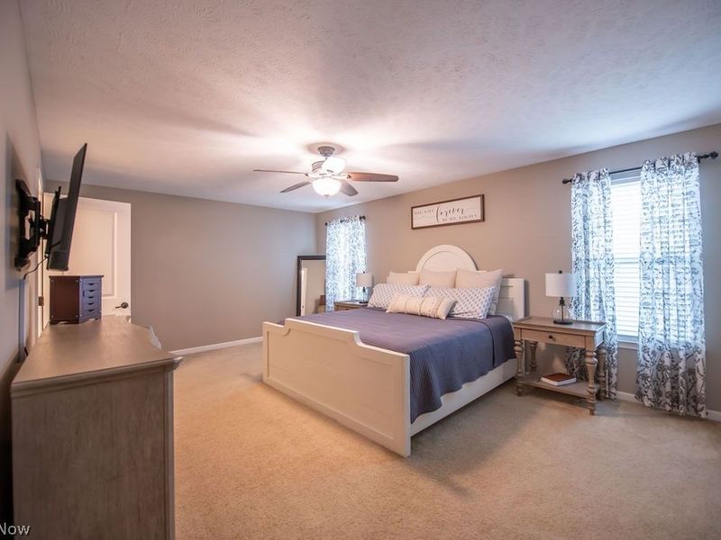 7674 Knollridge Avenue NE, Canton, OH 44721 Photo 26