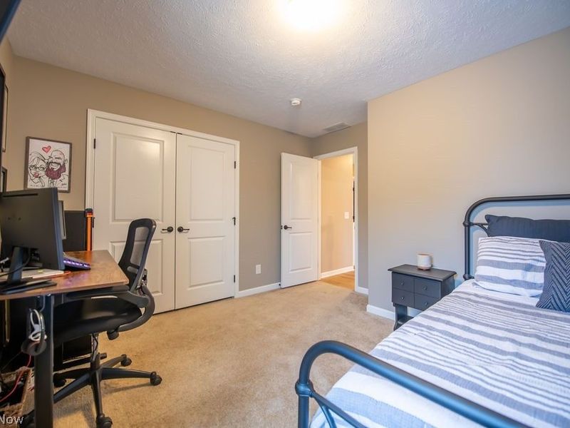 7674 Knollridge Avenue NE, Canton, OH 44721 Photo 33