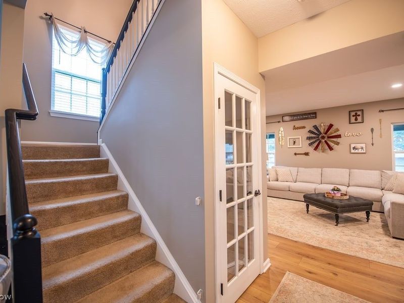 7674 Knollridge Avenue NE, Canton, OH 44721 Photo 5