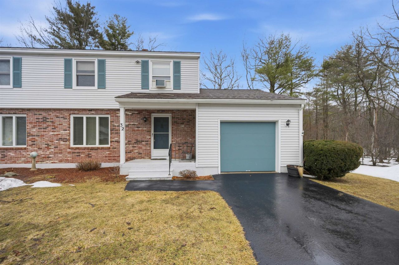 9 Crane Crossing Road, Unit 3-2, Plaistow, NH 03865 Main Photo