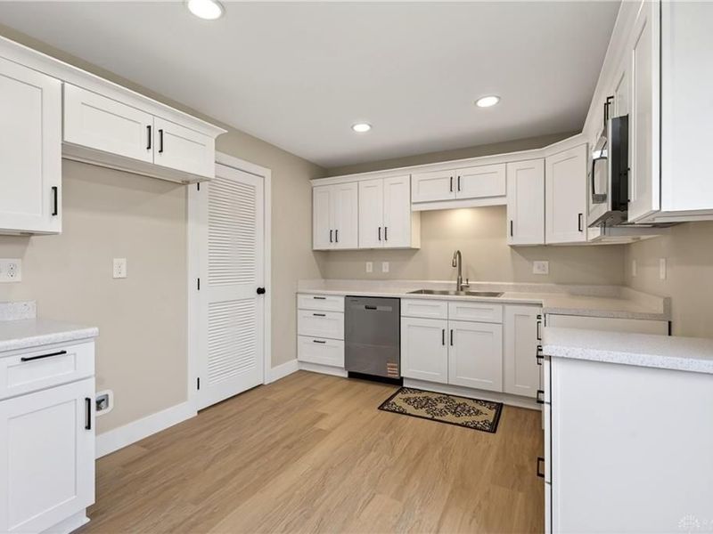 719 Clareridge Lane, Centerville, OH 45458 Photo 10