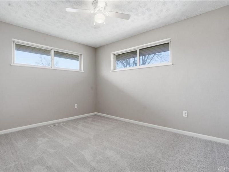 5269 Buckner Drive, Huber Heights, OH 45424 Photo 18