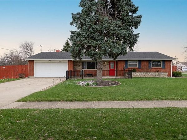 102 Union Boulevard, Englewood, OH 45322