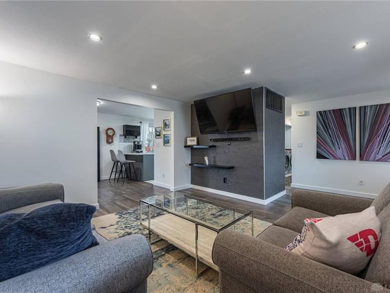 102 Union Boulevard, Englewood, OH 45322 Photo 3