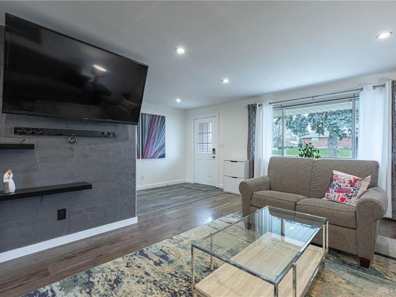 102 Union Boulevard, Englewood, OH 45322 Photo 4