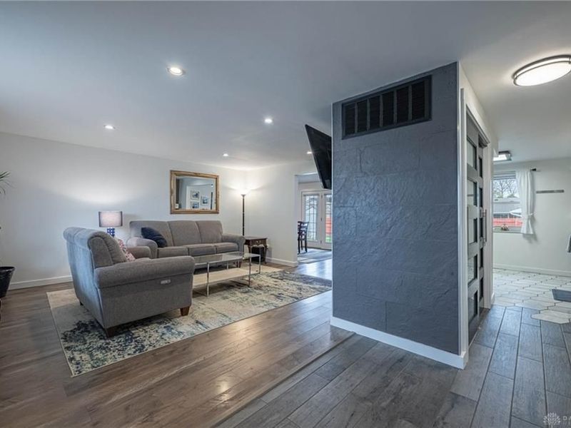 102 Union Boulevard, Englewood, OH 45322 Photo 5