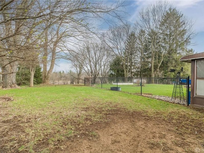 1615 Stockham Drive, Piqua, OH 45356 Photo 37