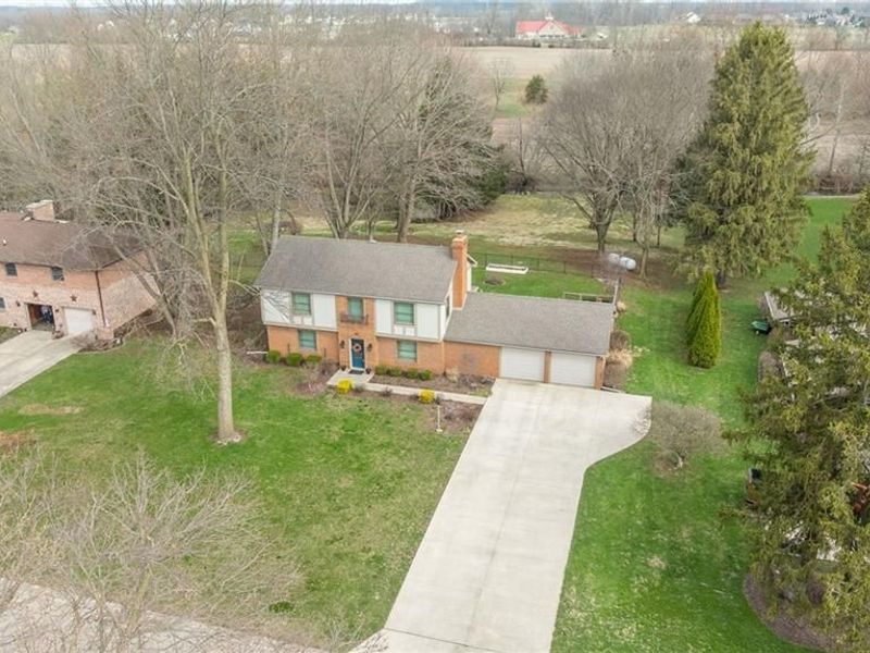 1615 Stockham Drive, Piqua, OH 45356 Photo 4