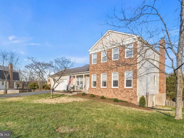 4357 CUB RUN ROAD , CHANTILLY, VA 20151