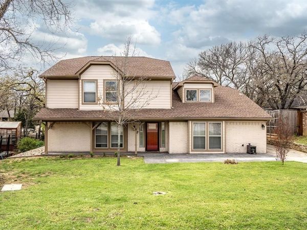 8 Live Oak Lane, Hickory Creek, TX 75065