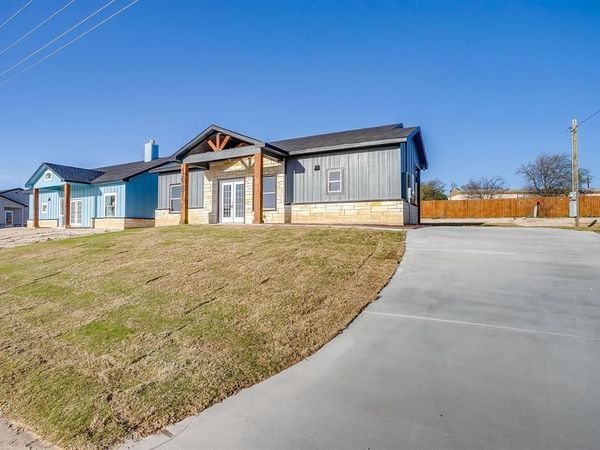 116 Overlook Trail, Azle, TX 76020
