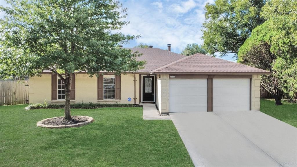 3407 Chalfont Court, Houston, TX 77066 Main Photo
