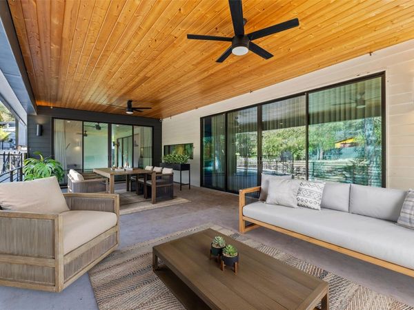 5704 Driftwood DR, Austin, TX 78731